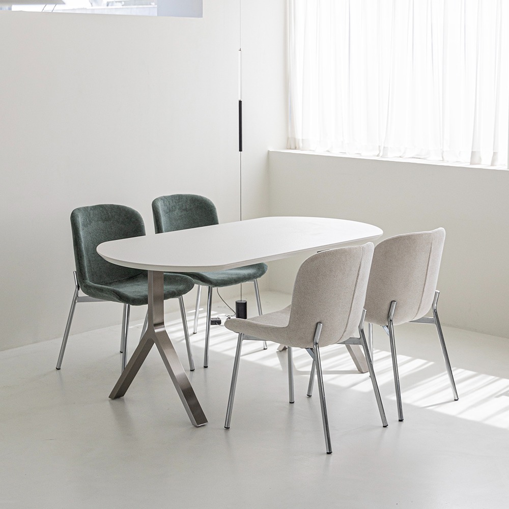 Stork - Ceramic Table / Oval